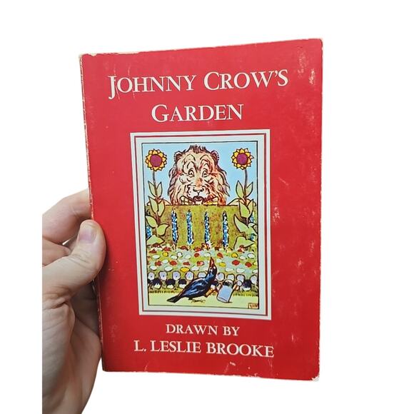 Vintage Johnny Crow's Garden Drawn by L. Leslie Brooke Paperback Children's Book - Picture 1 of 5